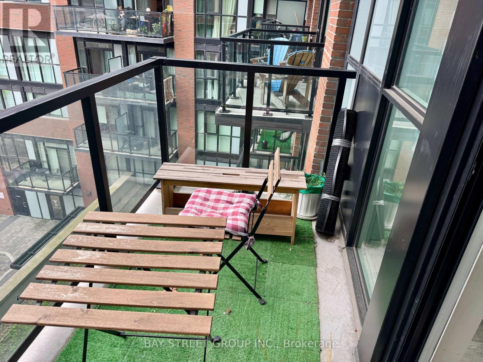 515 - 2300 St Clair Avenue W, Toronto, Ontario  M6N 1K8 - Photo 34 - W13627522