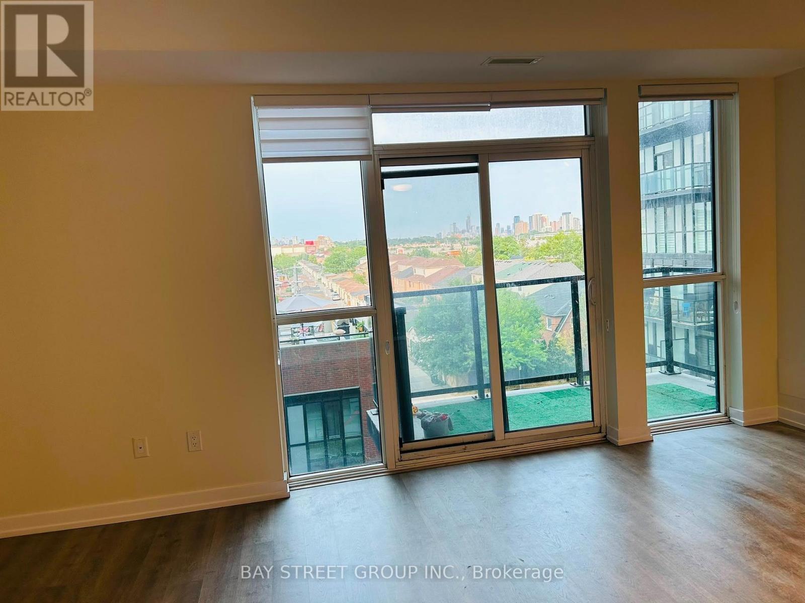 515 - 2300 St Clair Avenue W, Toronto, Ontario  M6N 1K8 - Photo 23 - W13627522