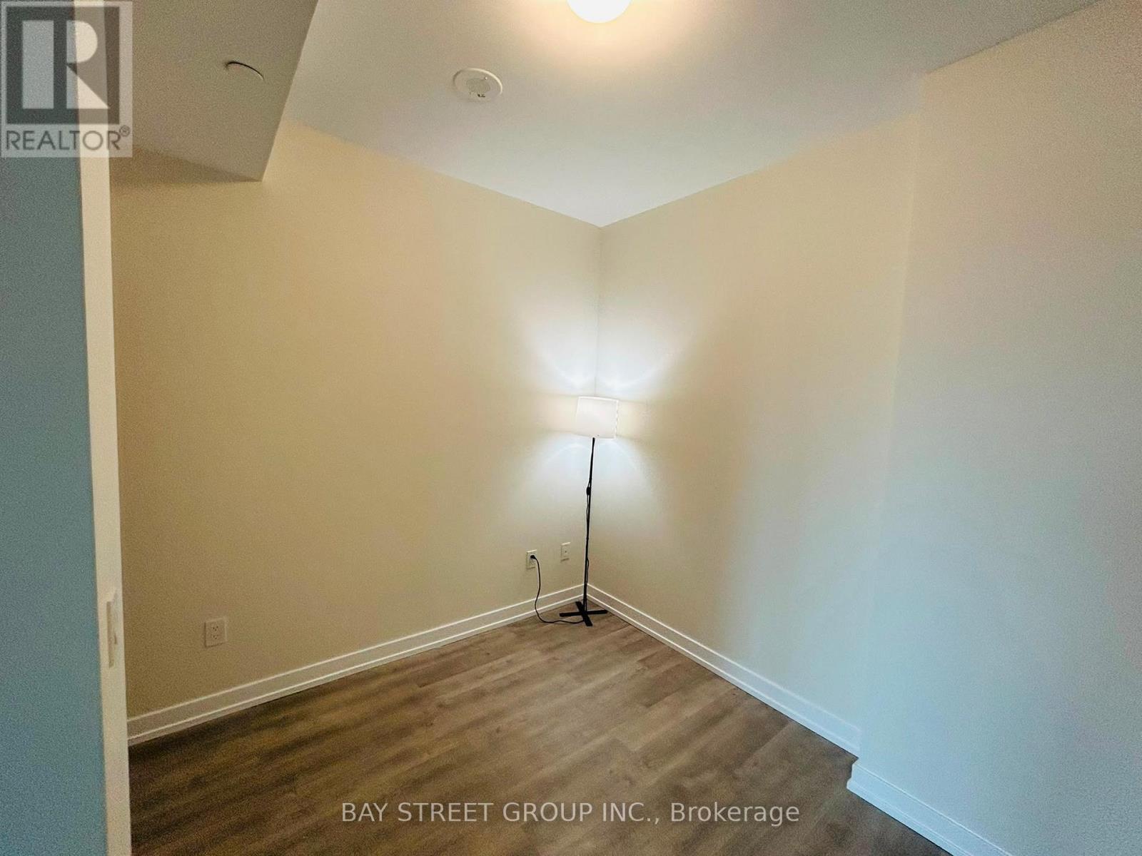 515 - 2300 St Clair Avenue W, Toronto, Ontario  M6N 1K8 - Photo 33 - W13627522