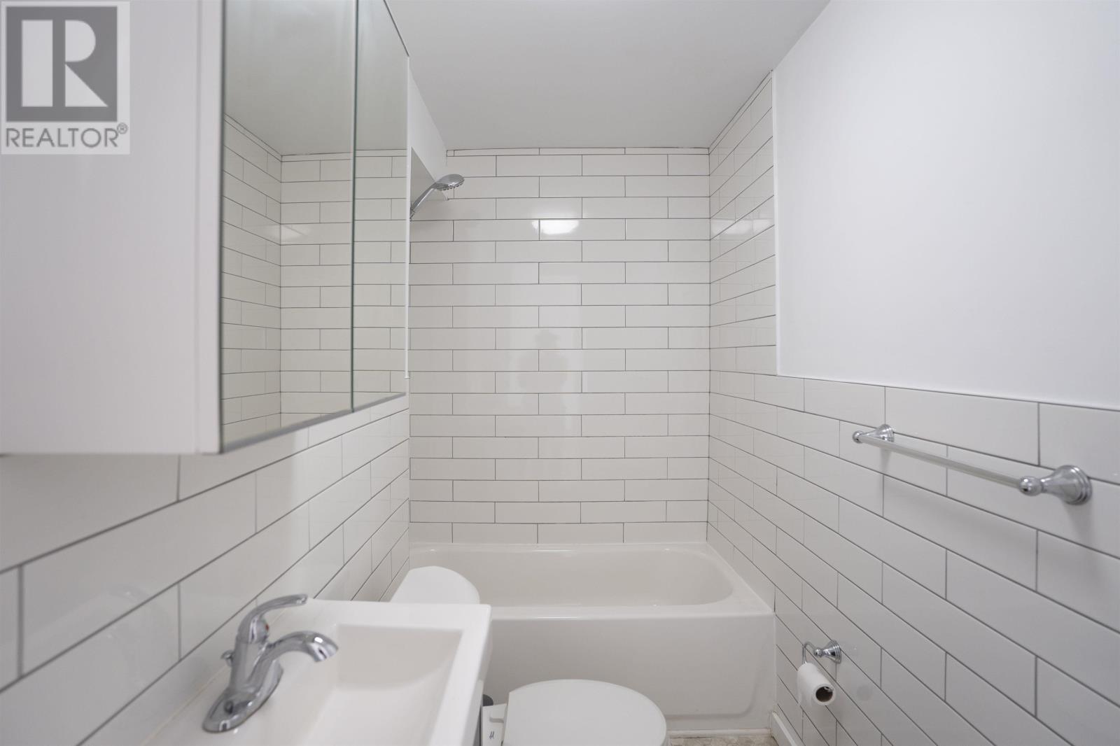 92 Jean St, Thunder Bay, Ontario  P7A 5E9 - Photo 31 - TB2602300