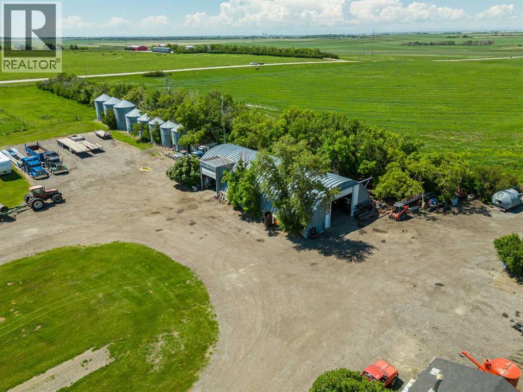 262035 Range Road 282, Rural Rocky View County, Alberta  T4A 3C9 - Photo 5 - A2323463