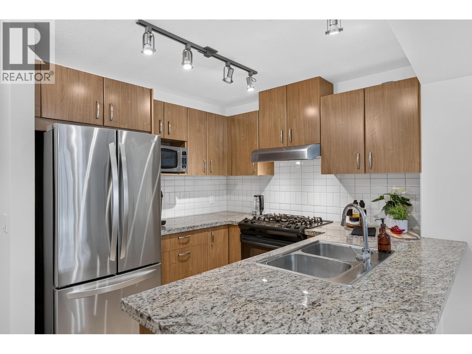 307 3082 Dayanee Springs Boulevard, Coquitlam, British Columbia  V3E 0A3 - Photo 5 - R3151511