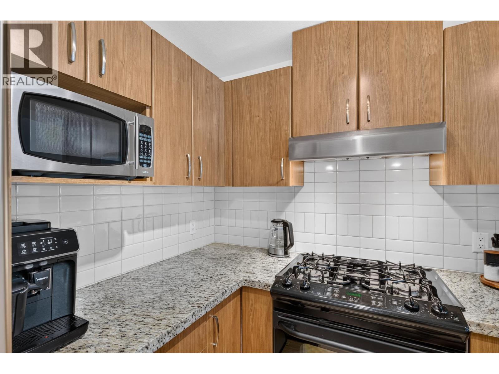 307 3082 Dayanee Springs Boulevard, Coquitlam, British Columbia  V3E 0A3 - Photo 8 - R3151511