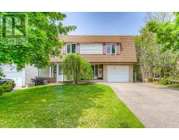 82 ROSENEATH CRESCENT, Kitchener, Ontario