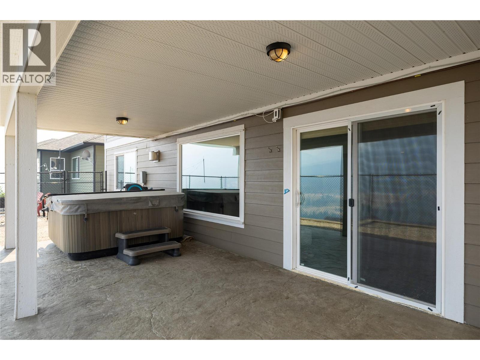 7261 Silver Ridge Drive, Vernon, British Columbia  V1B 4C6 - Photo 11 - 10397148