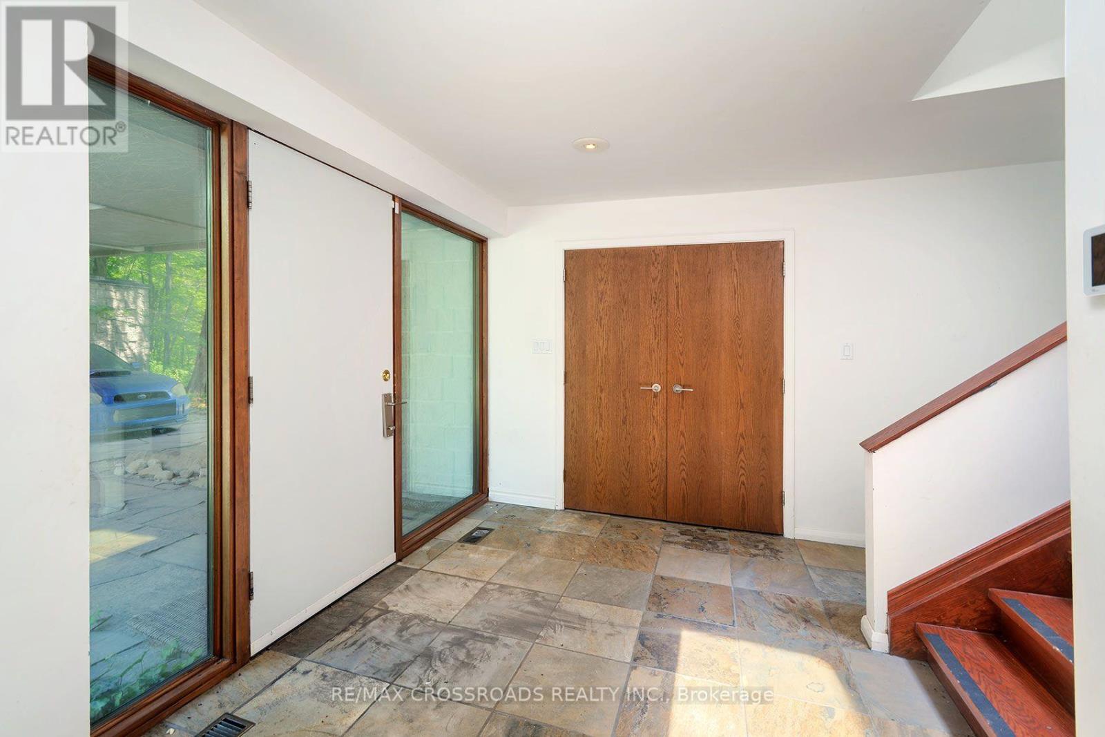 15135 Rockside Road, Caledon, Ontario  L7C 1V4 - Photo 6 - W13659008