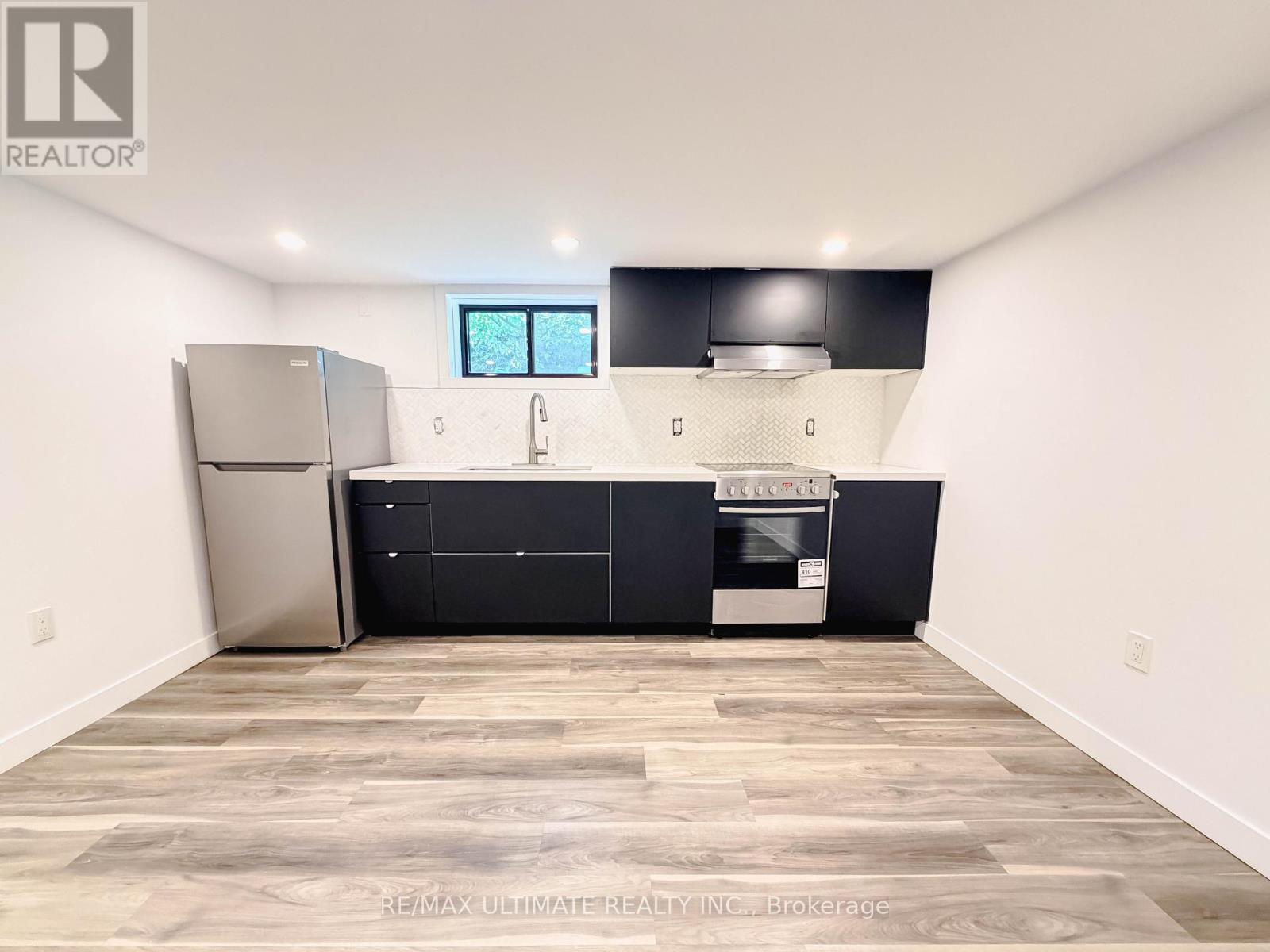 APT. 1 - 141 WILMINGTON AVENUE, Toronto, Ontario