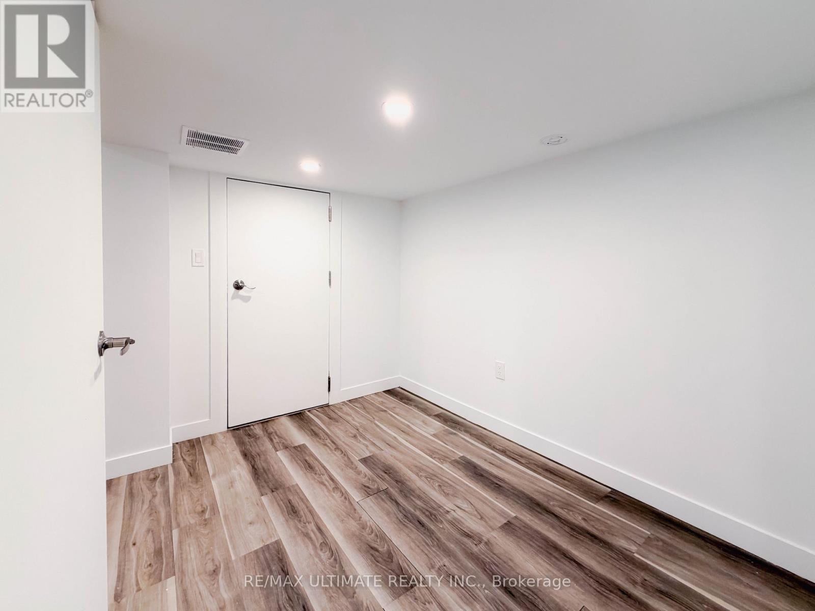 Apt. 1 - 141 Wilmington Avenue, Toronto, Ontario  M3H 5J6 - Photo 7 - C13659190