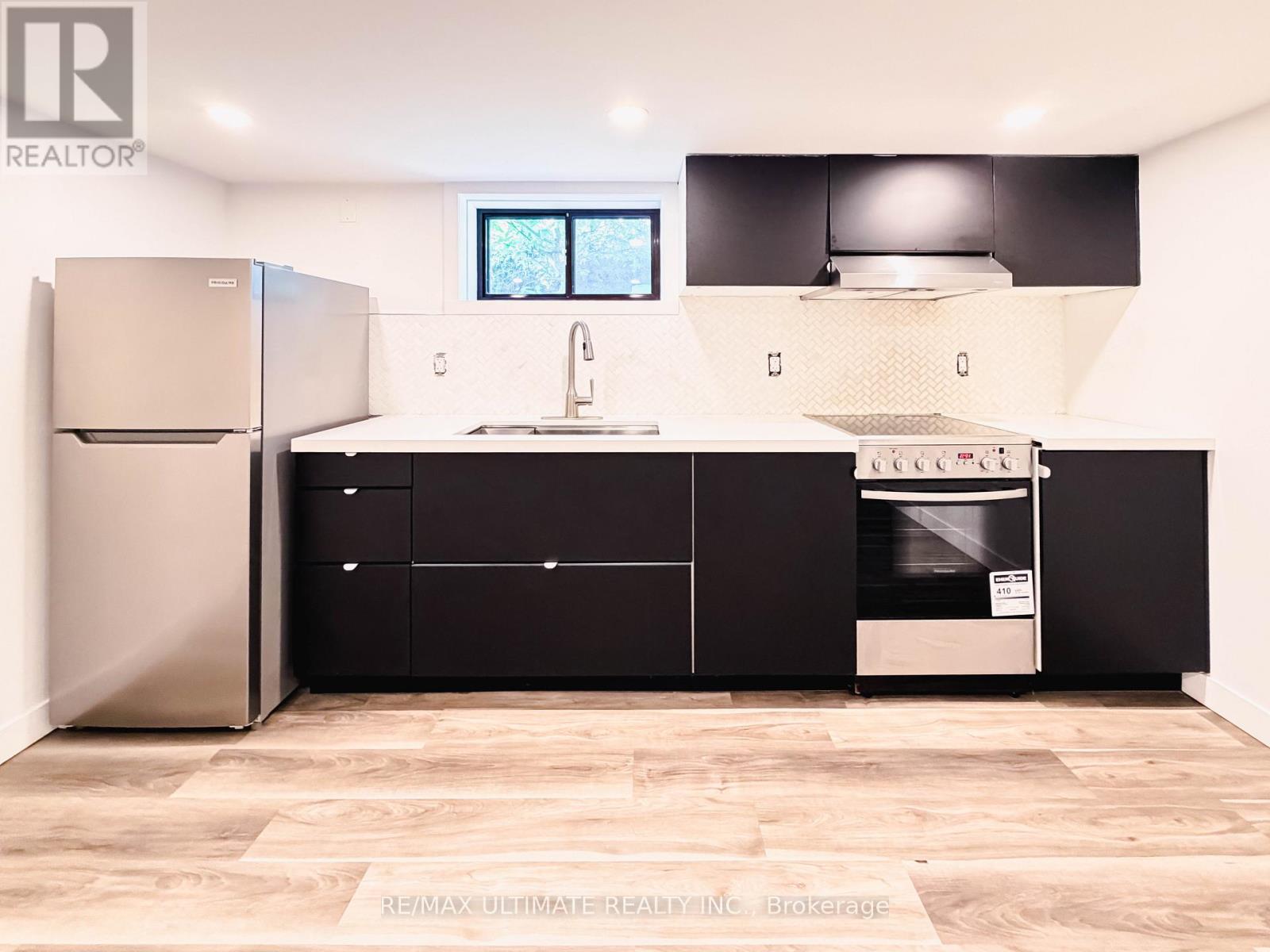 Apt. 1 - 141 Wilmington Avenue, Toronto, Ontario  M3H 5J6 - Photo 8 - C13659190