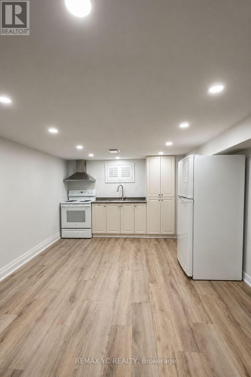 Bsmt - 99 Sheppard Avenue E, Toronto, Ontario  M2N 3A3 - Photo 2 - C13659266