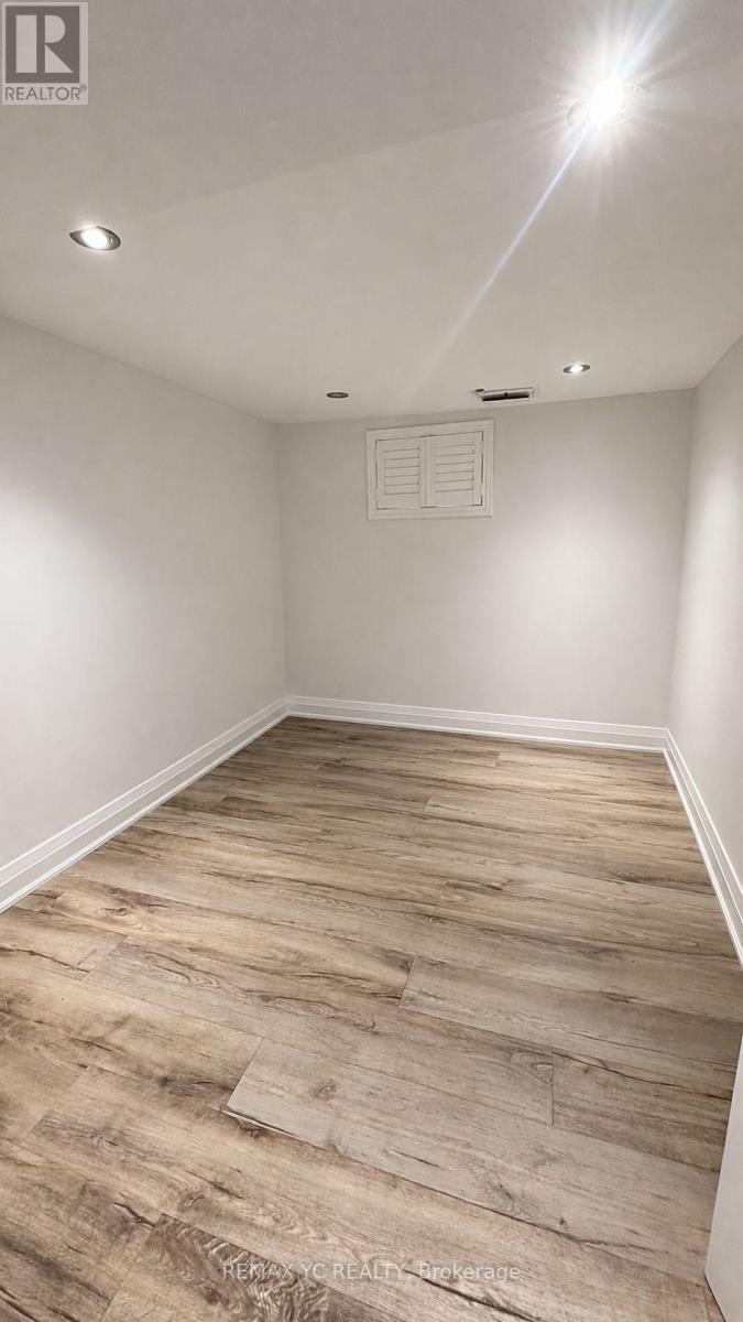 Bsmt - 99 Sheppard Avenue E, Toronto, Ontario  M2N 3A3 - Photo 3 - C13659266