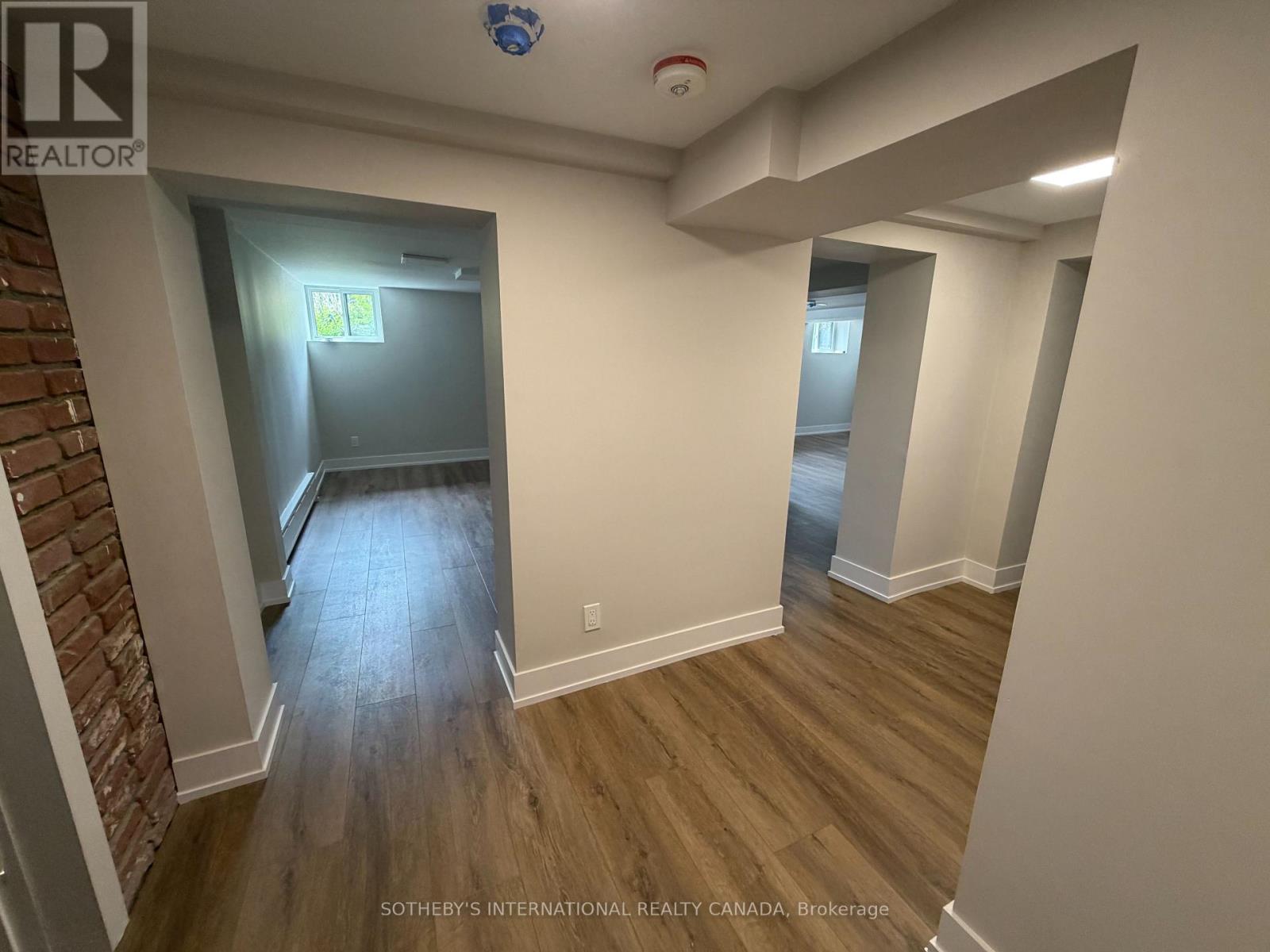 Lower - 458a Oriole Parkway, Toronto, Ontario  M5P 2H8 - Photo 3 - C13659286