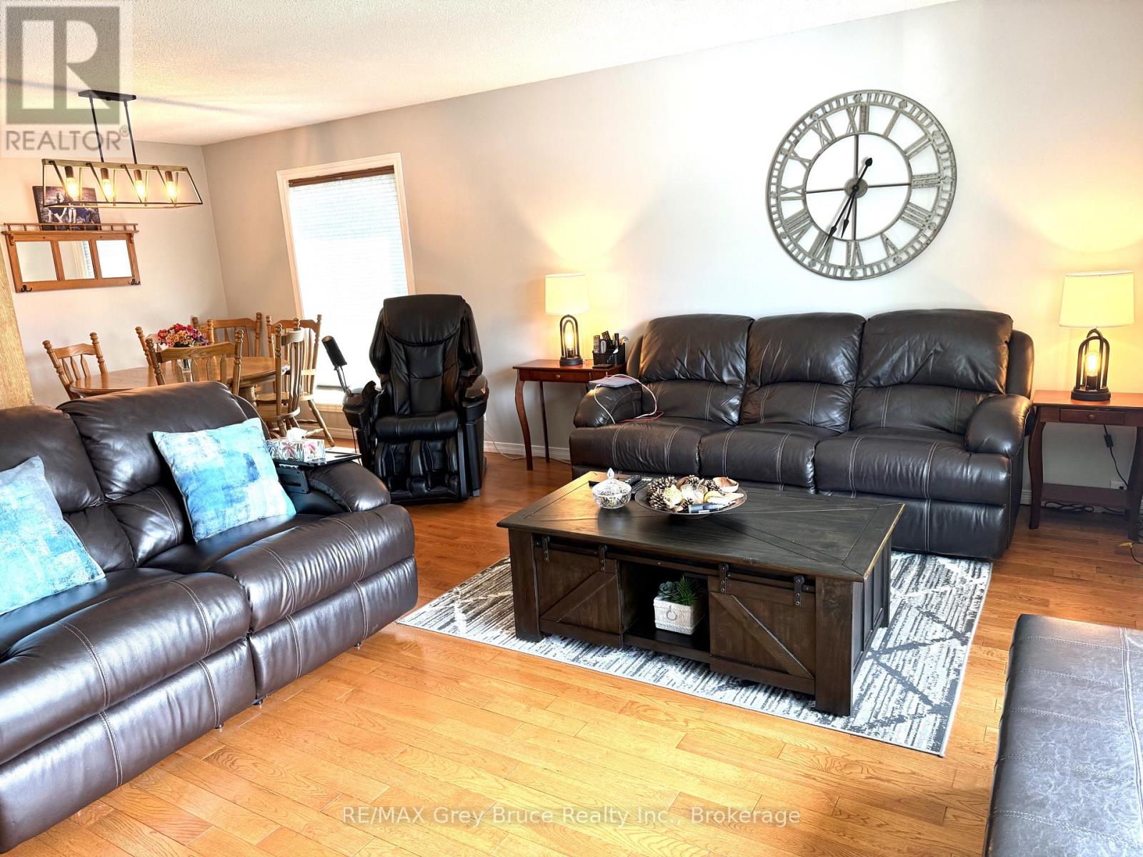 17 Armstrong Crescent, Grey Highlands, Ontario  N0C 1H0 - Photo 2 - X13659272