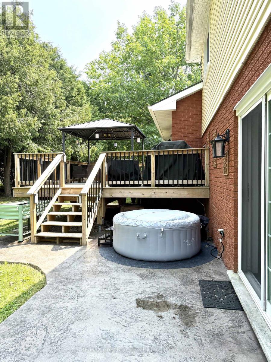 17 Armstrong Crescent, Grey Highlands, Ontario  N0C 1H0 - Photo 26 - X13659272