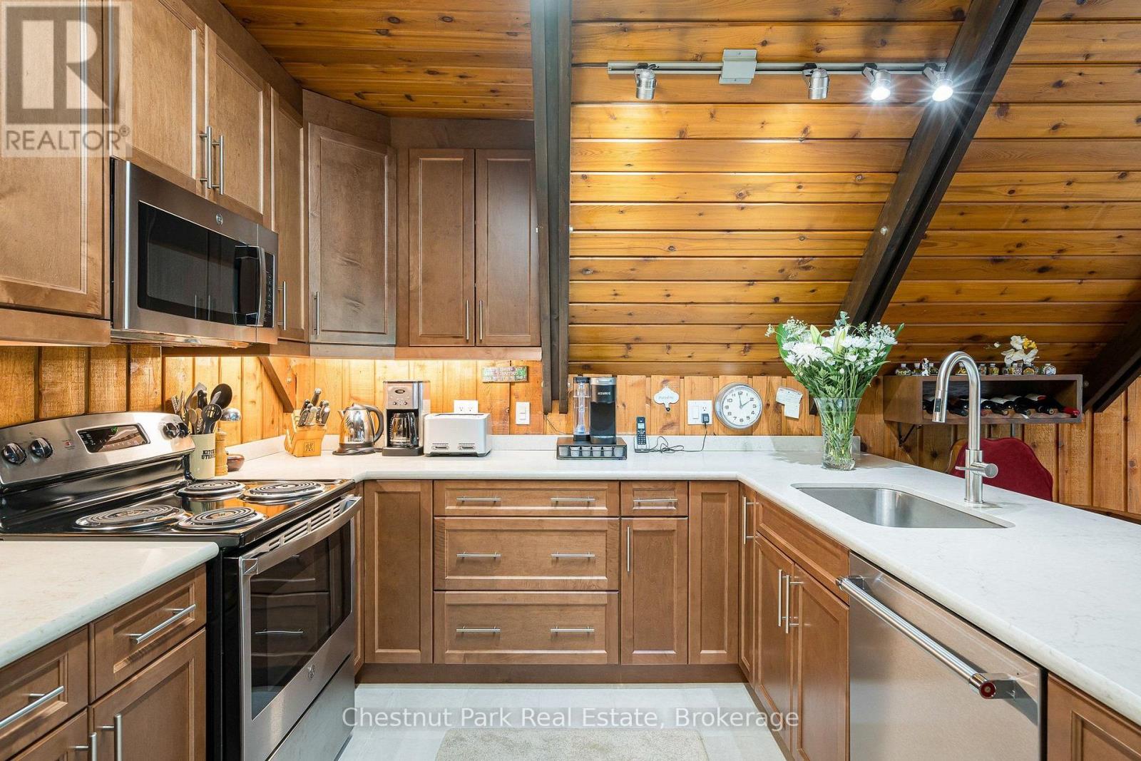 131 Martin Grove, Blue Mountains, Ontario  L9Y 0N5 - Photo 34 - X13659298