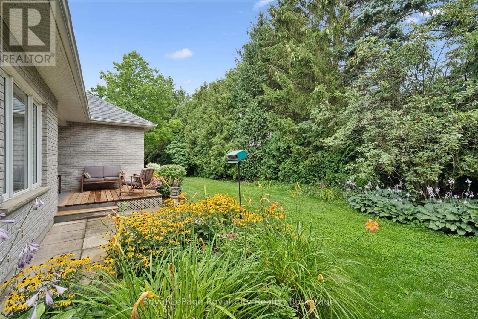 47 White Pine Way, Guelph, Ontario  N1G 4X7 - Photo 42 - X13659360