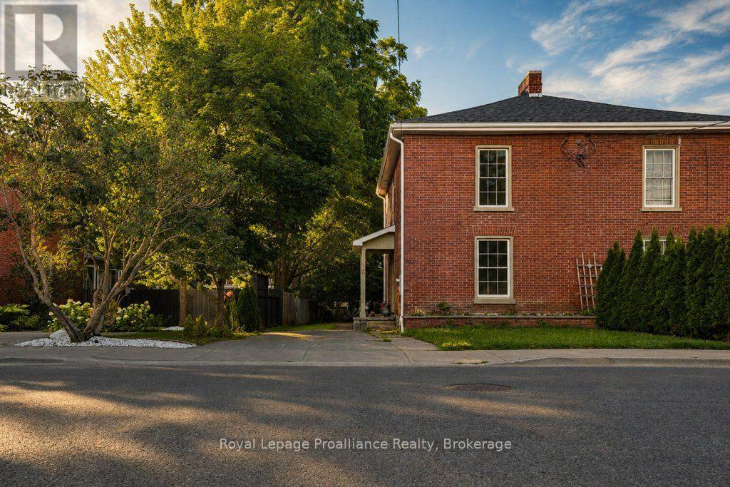 275 Charles Street, Belleville, Ontario  K8N 3M7 - Photo 2 - X13659310