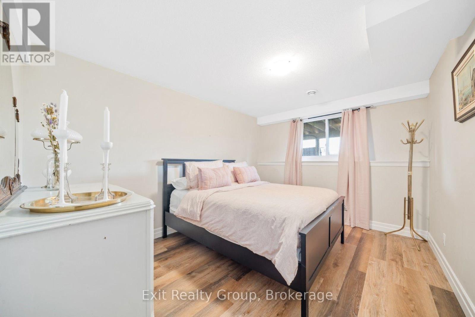 20858 Loyalist Parkway, Prince Edward County, Ontario  K0K 1L0 - Photo 6 - X13659314
