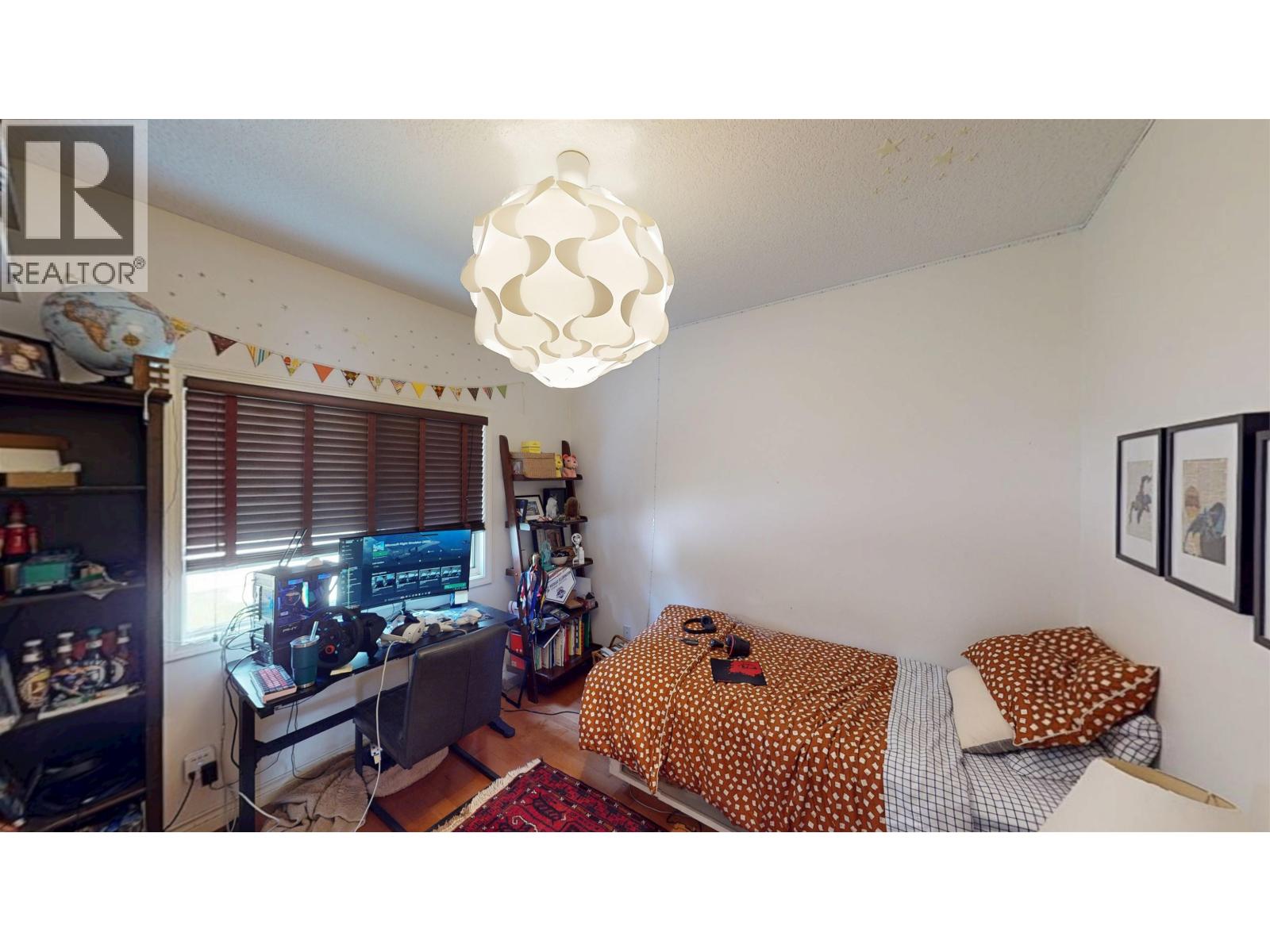 13133 Paradise Lane, Charlie Lake, British Columbia  V0C 1H0 - Photo 23 - R3154248