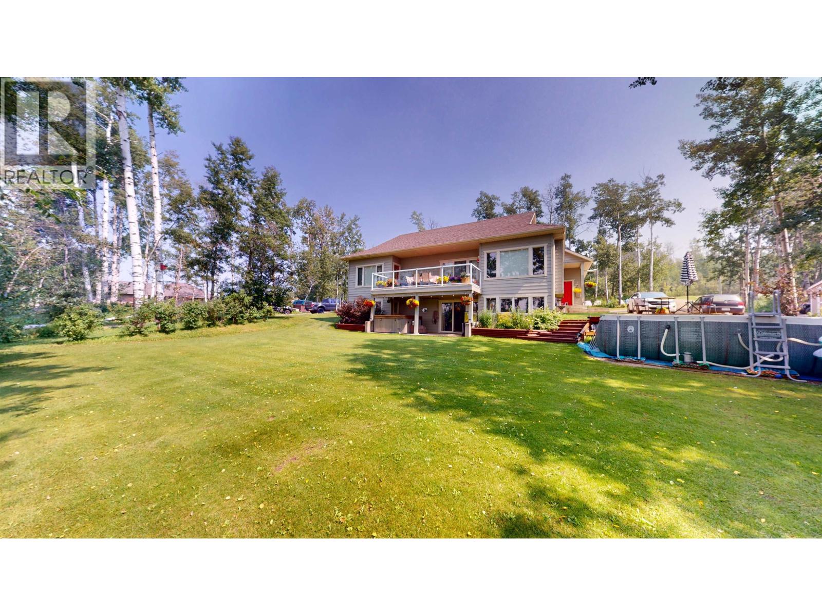 13133 Paradise Lane, Charlie Lake, British Columbia  V0C 1H0 - Photo 2 - R3154248