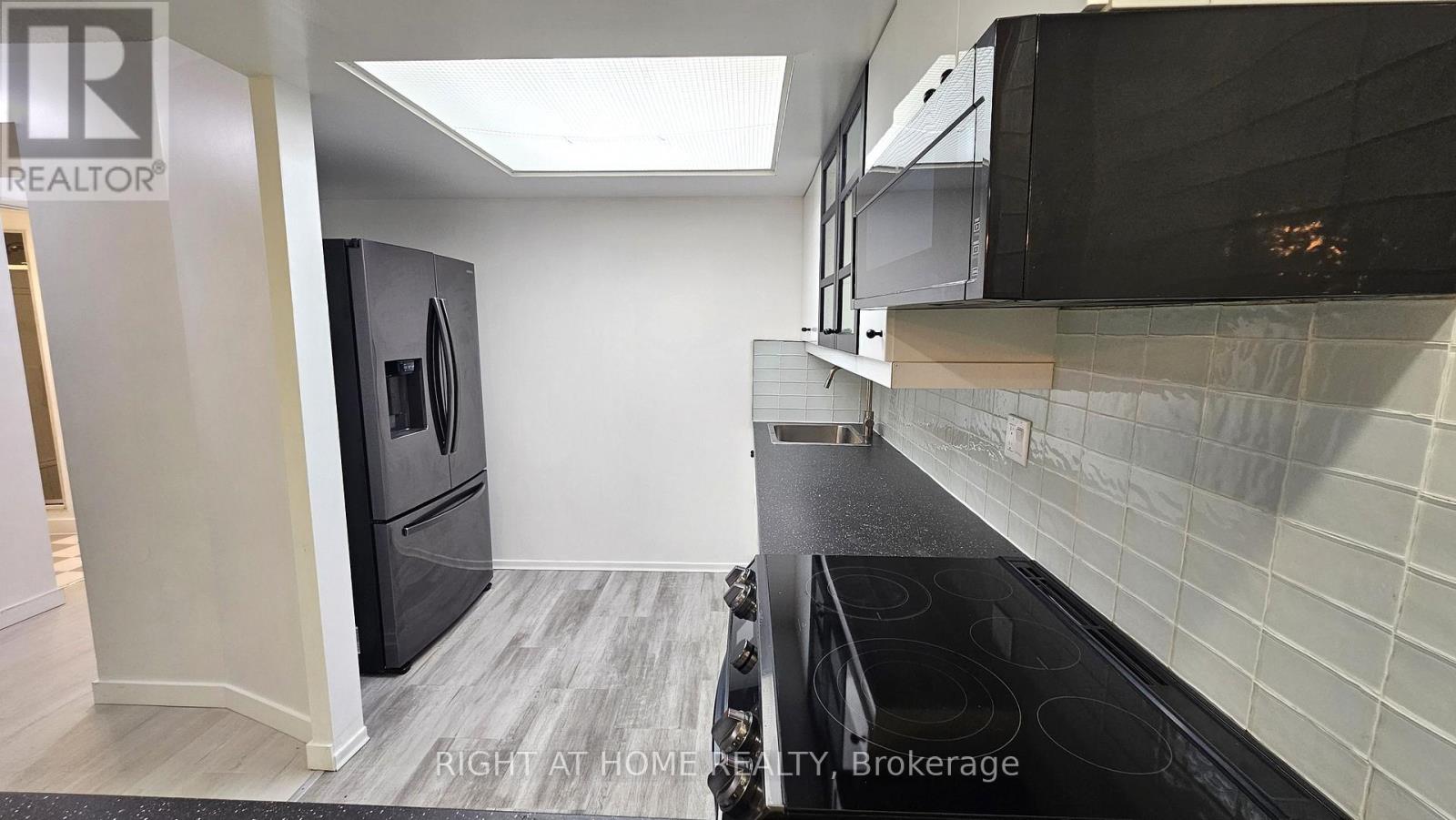 1714 - 2460 Eglinton Avenue E, Toronto, Ontario  M1K 5J7 - Photo 13 - E13659164