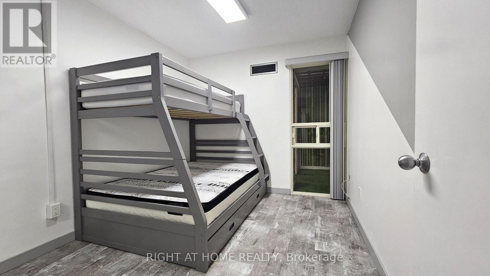 1714 - 2460 Eglinton Avenue E, Toronto, Ontario  M1K 5J7 - Photo 24 - E13659164