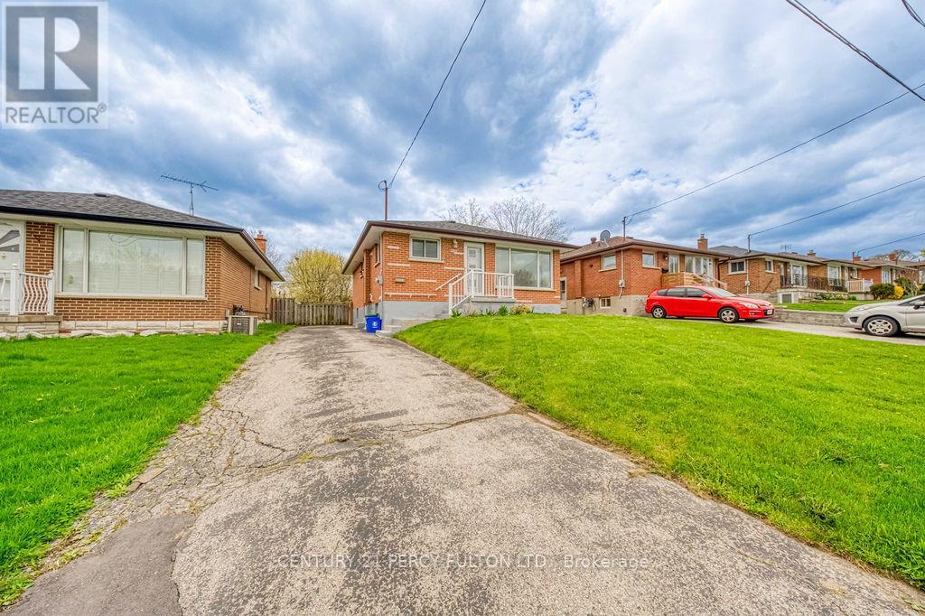 381 Conant Street, Oshawa, Ontario  L1H 3S8 - Photo 18 - E13659198