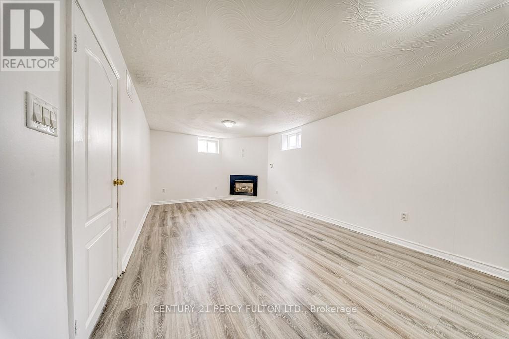 381 Conant Street, Oshawa, Ontario  L1H 3S8 - Photo 34 - E13659198