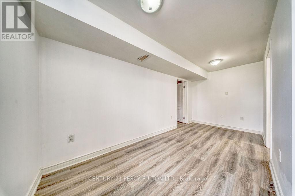 381 Conant Street, Oshawa, Ontario  L1H 3S8 - Photo 39 - E13659198