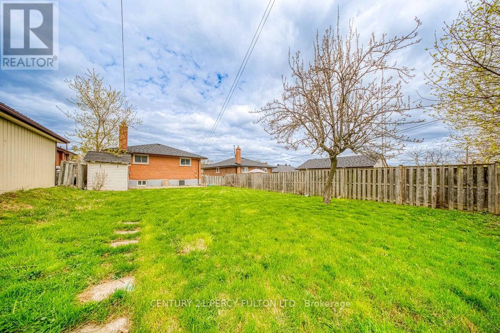 381 Conant Street, Oshawa, Ontario  L1H 3S8 - Photo 43 - E13659198