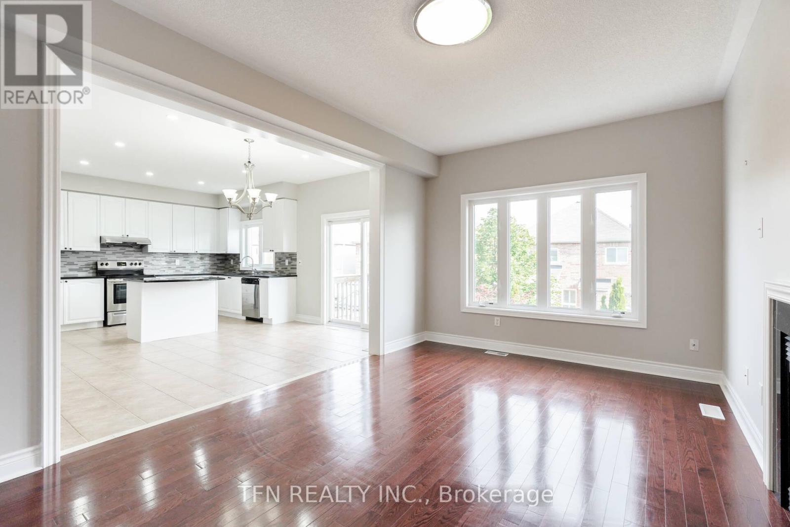 Upper - 1648 Pennel Drive, Oshawa, Ontario  L1K 0K1 - Photo 13 - E13659284