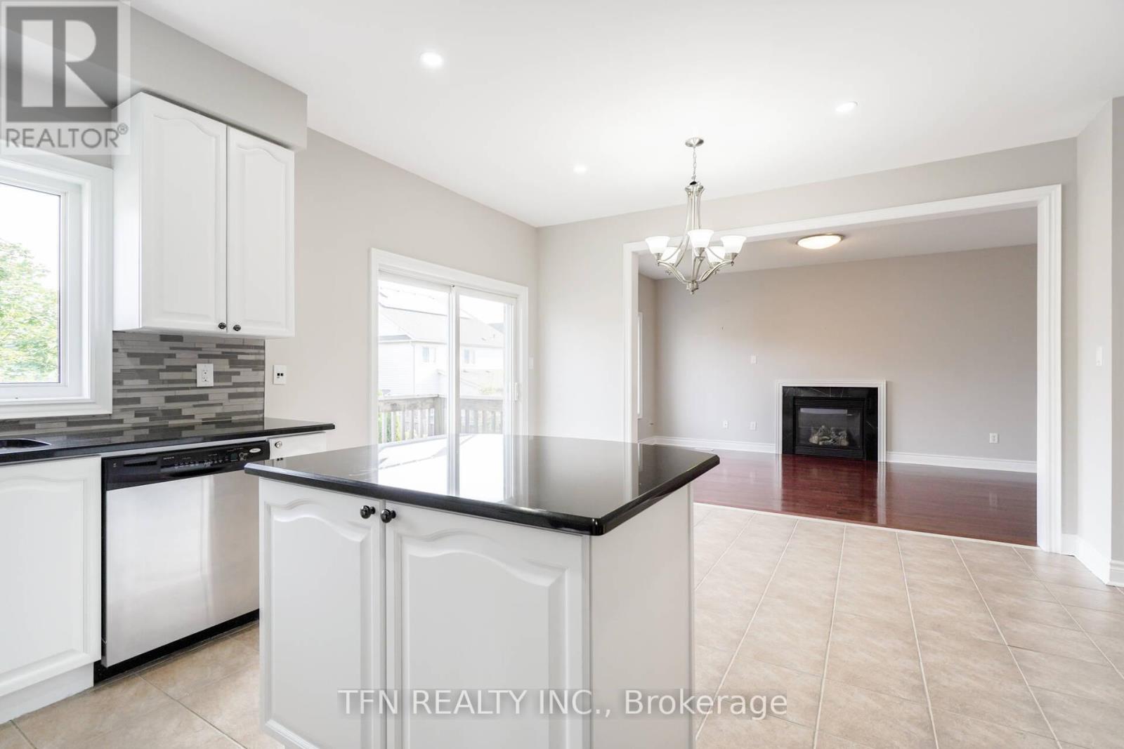 Upper - 1648 Pennel Drive, Oshawa, Ontario  L1K 0K1 - Photo 18 - E13659284