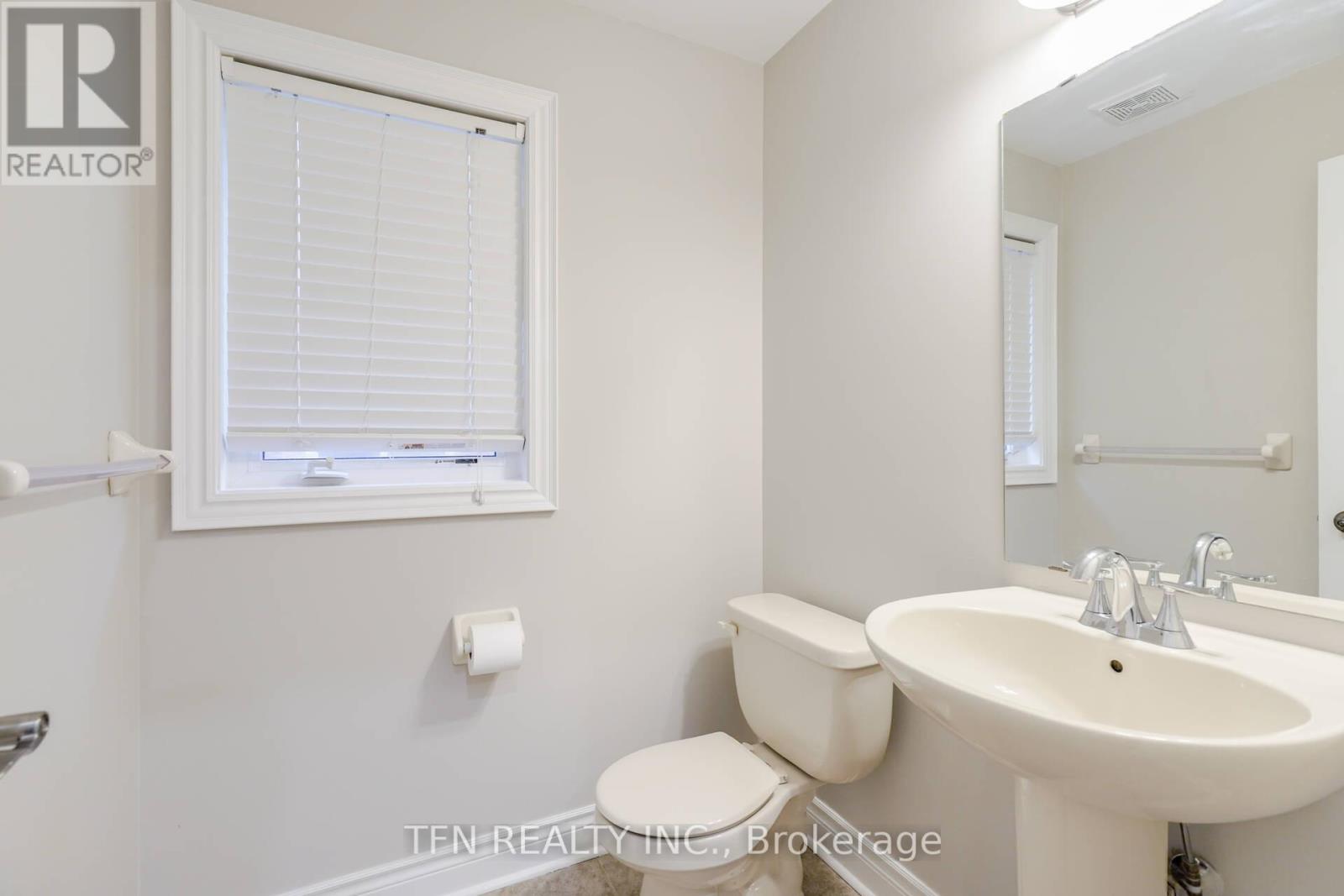 Upper - 1648 Pennel Drive, Oshawa, Ontario  L1K 0K1 - Photo 23 - E13659284