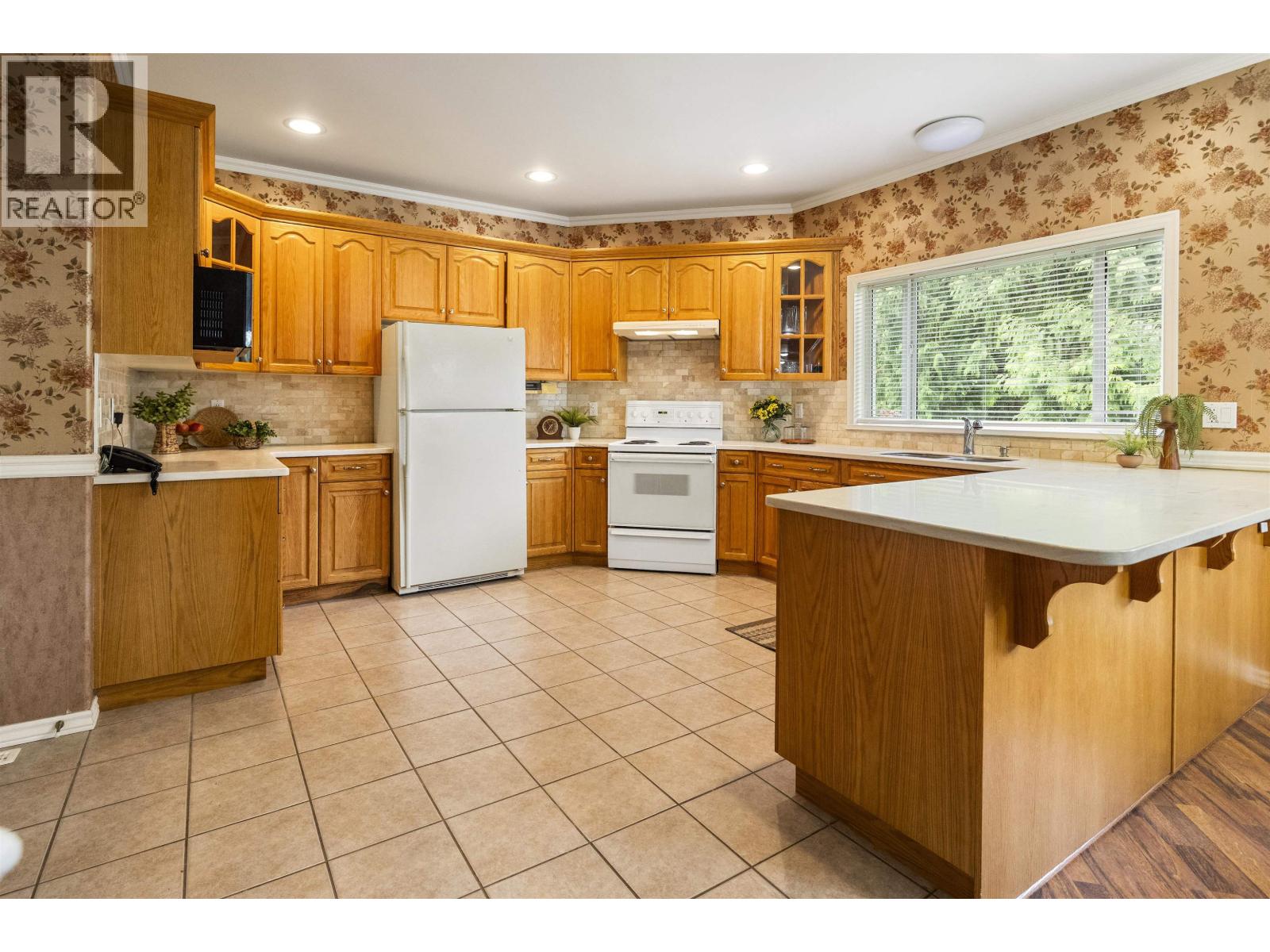 26350 Trethewey Crescent, Maple Ridge, British Columbia  V2W 1A5 - Photo 16 - R3144075