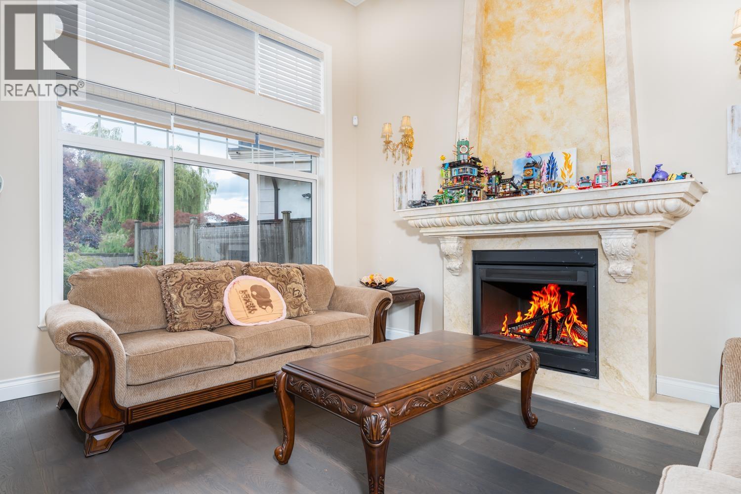 8411 Fairhurst Road, Richmond, British Columbia  V7C 1Y7 - Photo 4 - R3150566