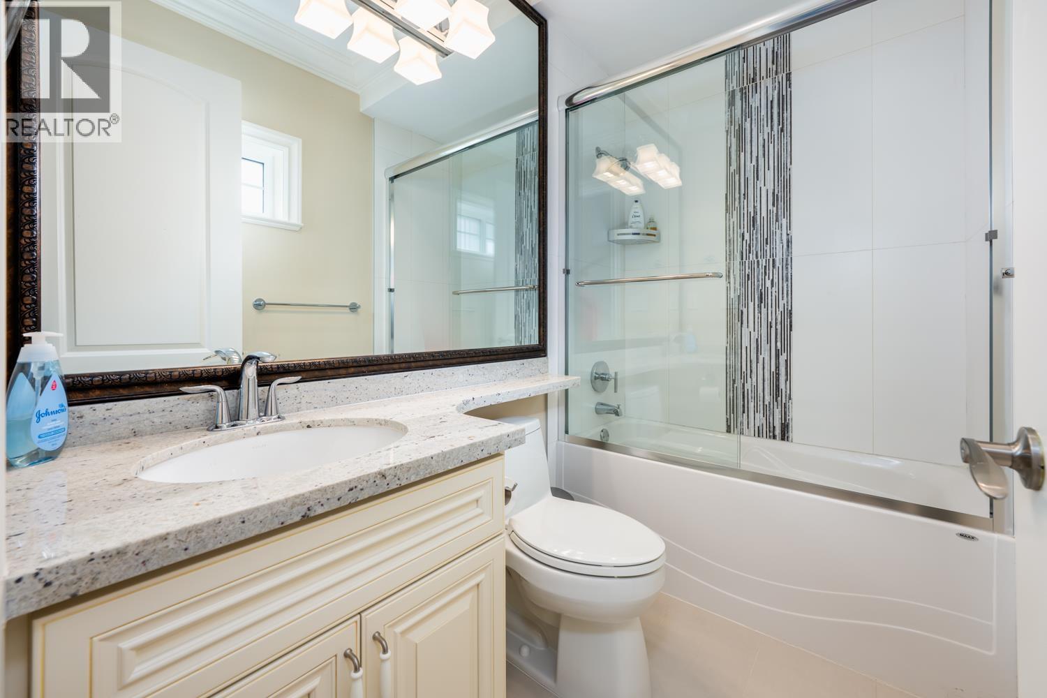 8411 Fairhurst Road, Richmond, British Columbia  V7C 1Y7 - Photo 23 - R3150566