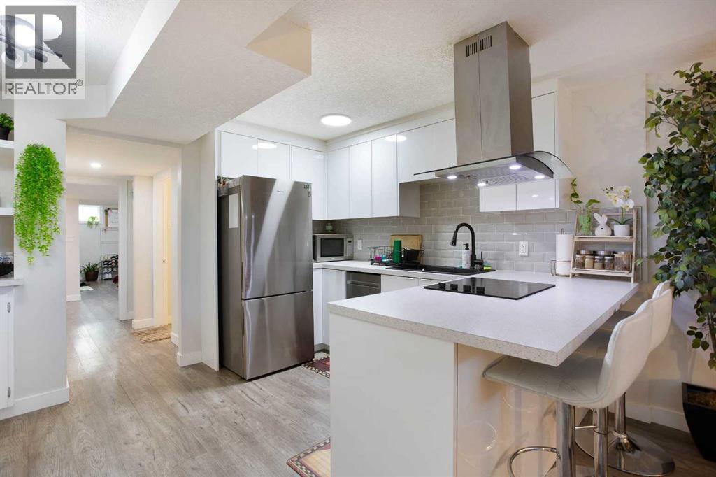 3224 14 Street NW, Calgary, Alberta  T2K 1H8 - Photo 9 - A2327310