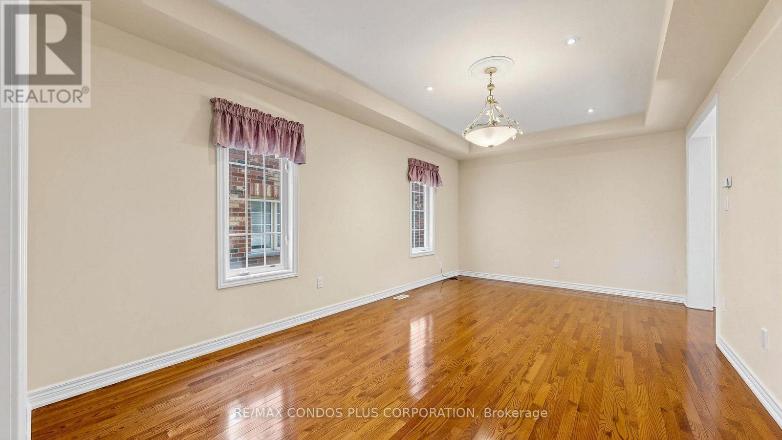 139 Queen Filomena Avenue, Vaughan, Ontario  L6A 0J1 - Photo 10 - N13659232