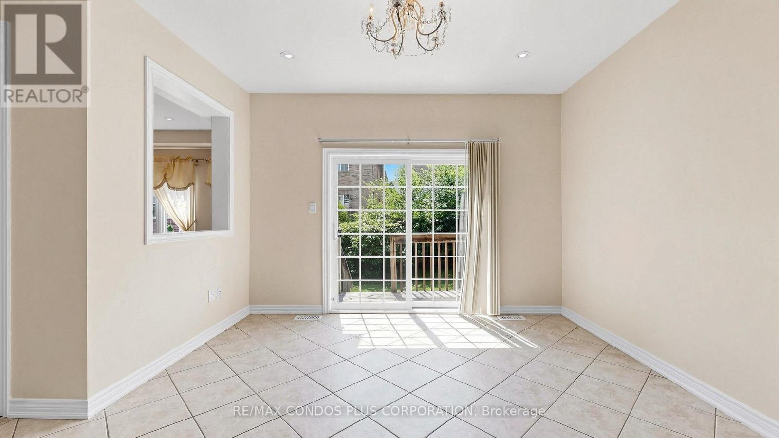 139 Queen Filomena Avenue, Vaughan, Ontario  L6A 0J1 - Photo 11 - N13659232