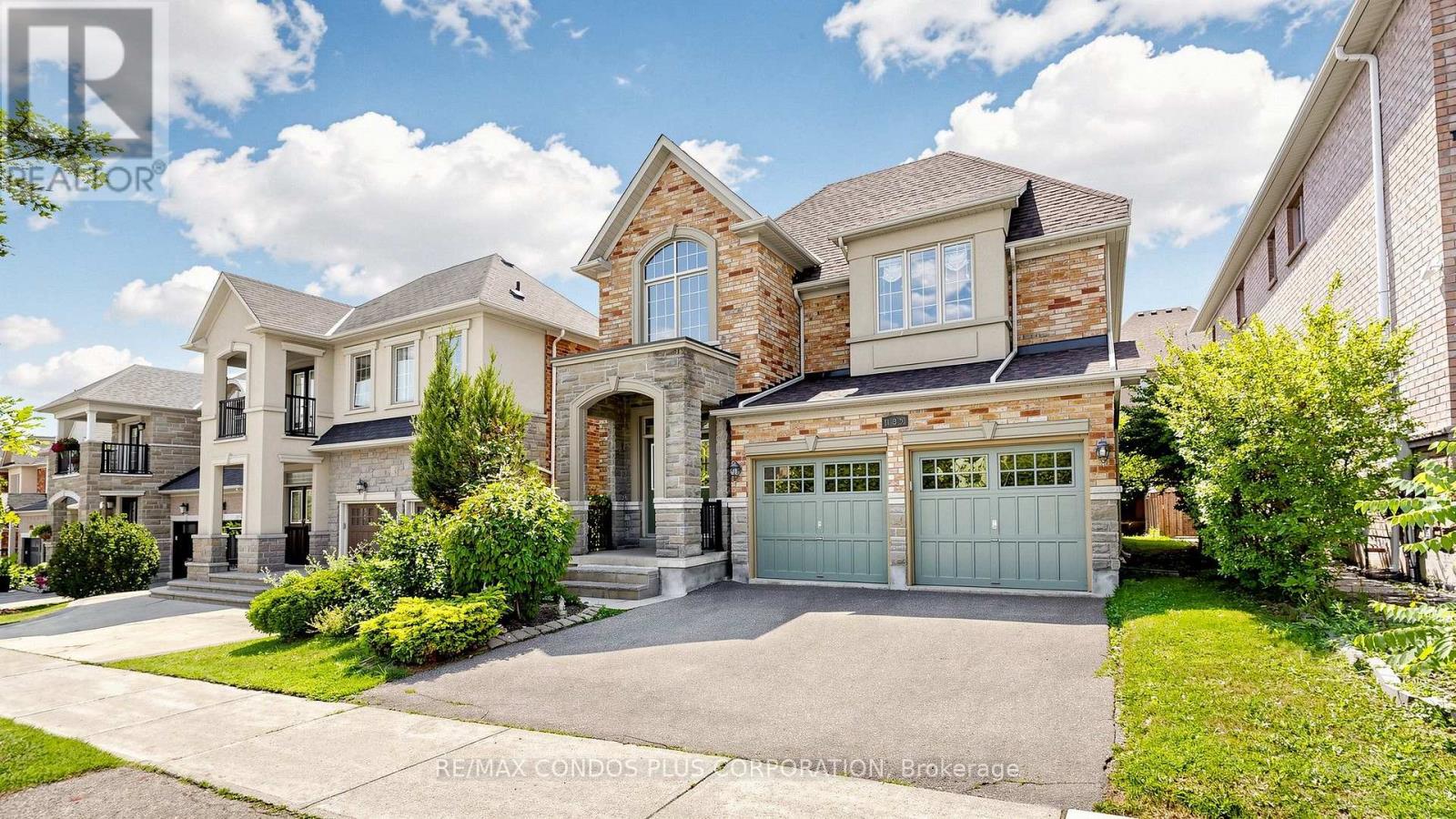 139 Queen Filomena Avenue, Vaughan, Ontario  L6A 0J1 - Photo 2 - N13659232
