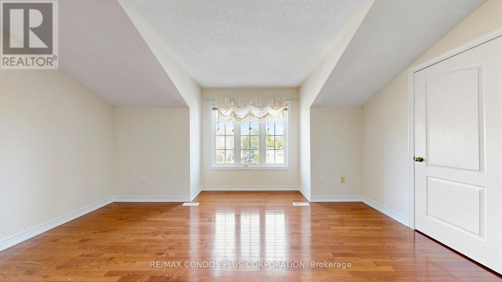 139 Queen Filomena Avenue, Vaughan, Ontario  L6A 0J1 - Photo 45 - N13659232