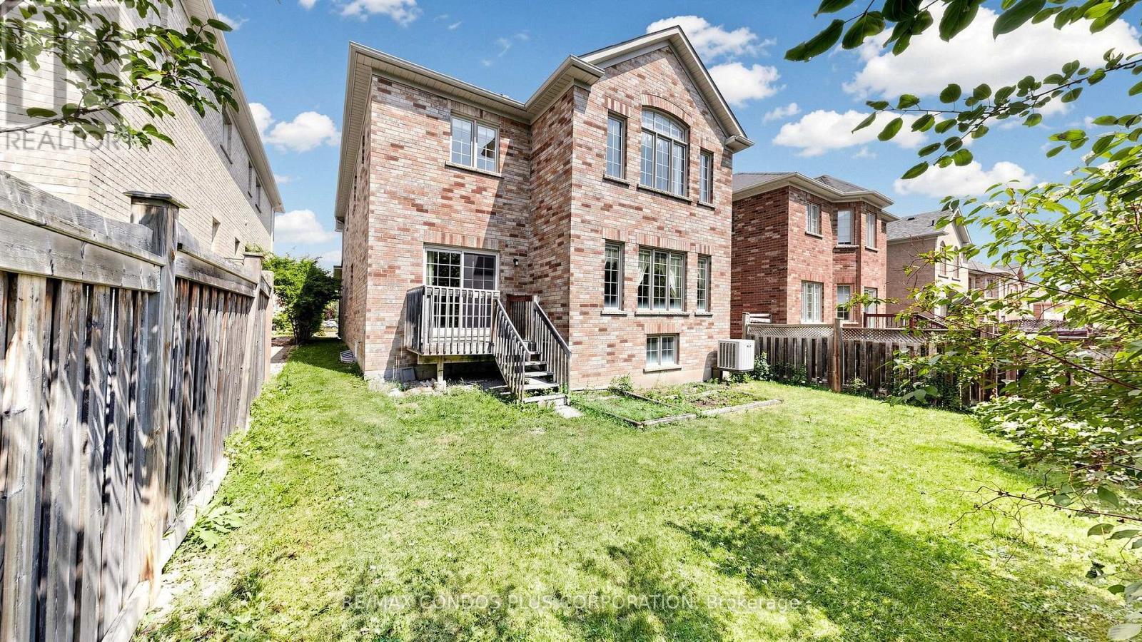 139 Queen Filomena Avenue, Vaughan, Ontario  L6A 0J1 - Photo 48 - N13659232