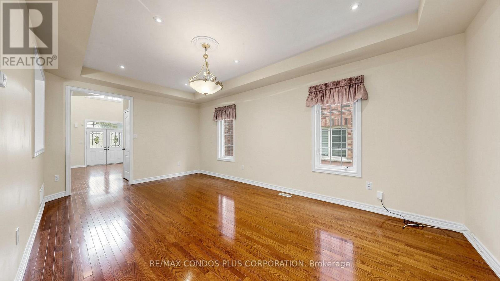 139 Queen Filomena Avenue, Vaughan, Ontario  L6A 0J1 - Photo 7 - N13659232