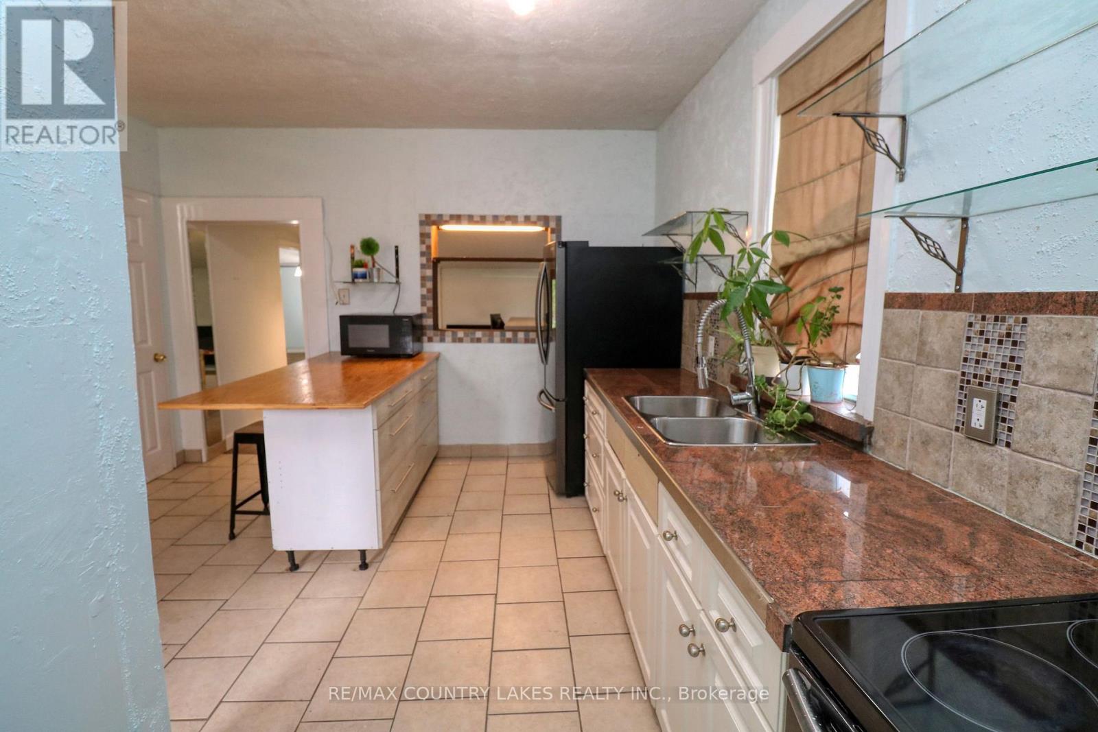 607 Simcoe Street, Brock, Ontario L0K 1A0 - Photo 5 - N13659242