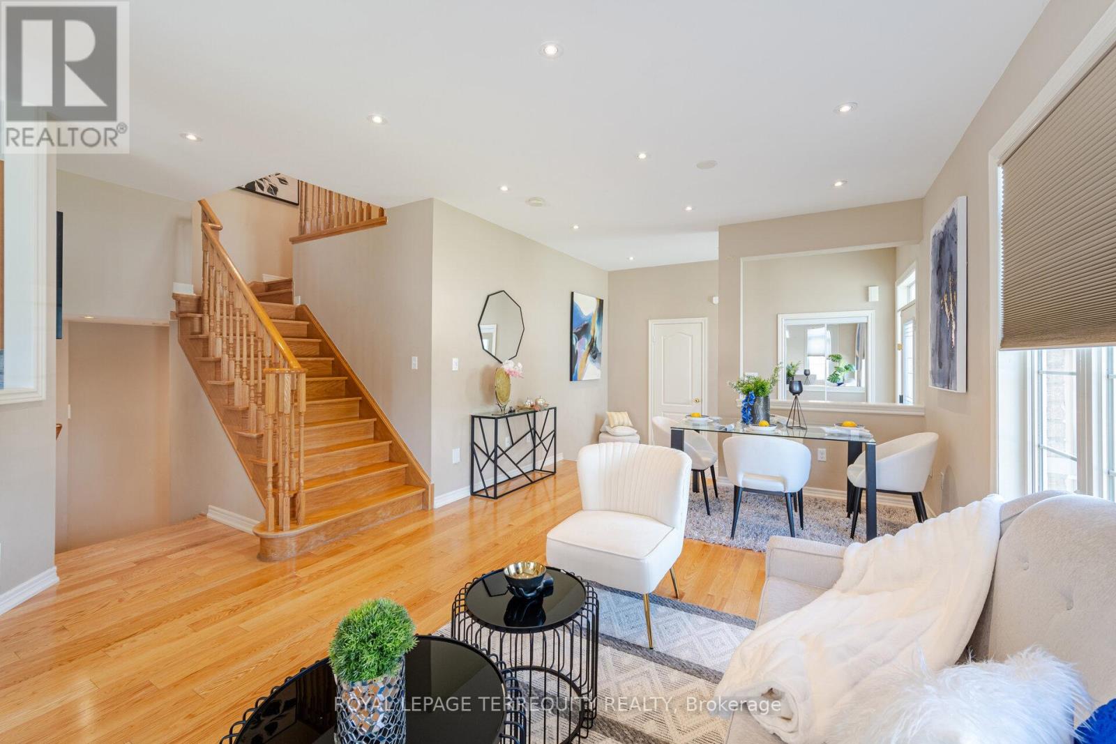 36 Chokecherry Crescent, Markham, Ontario L6E 0J5 - Photo 9 - N13659260