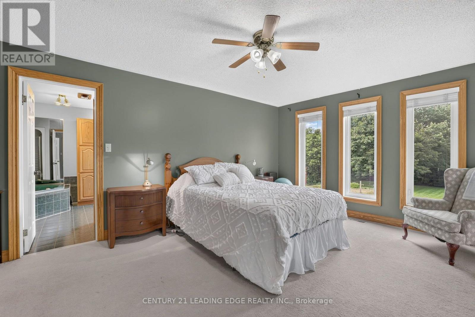23233 Miles Road, Georgina, Ontario  L0E 1R0 - Photo 14 - N13659332
