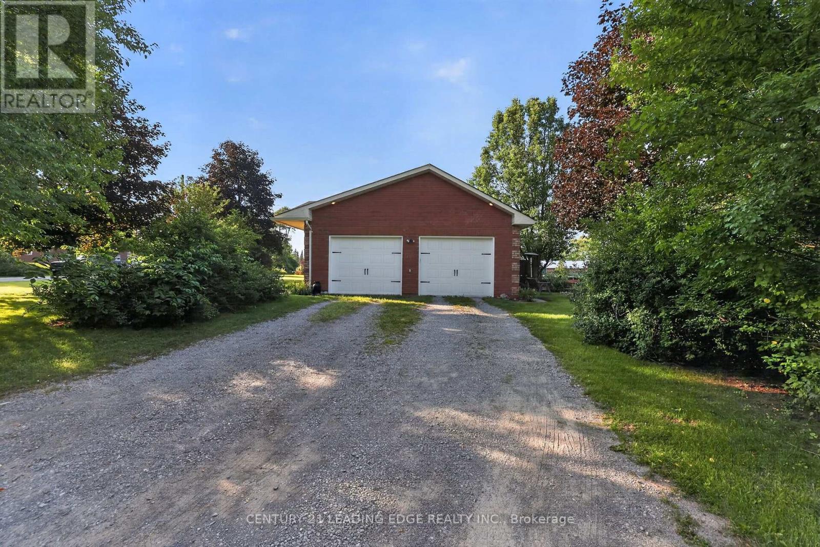 23233 Miles Road, Georgina, Ontario  L0E 1R0 - Photo 5 - N13659332