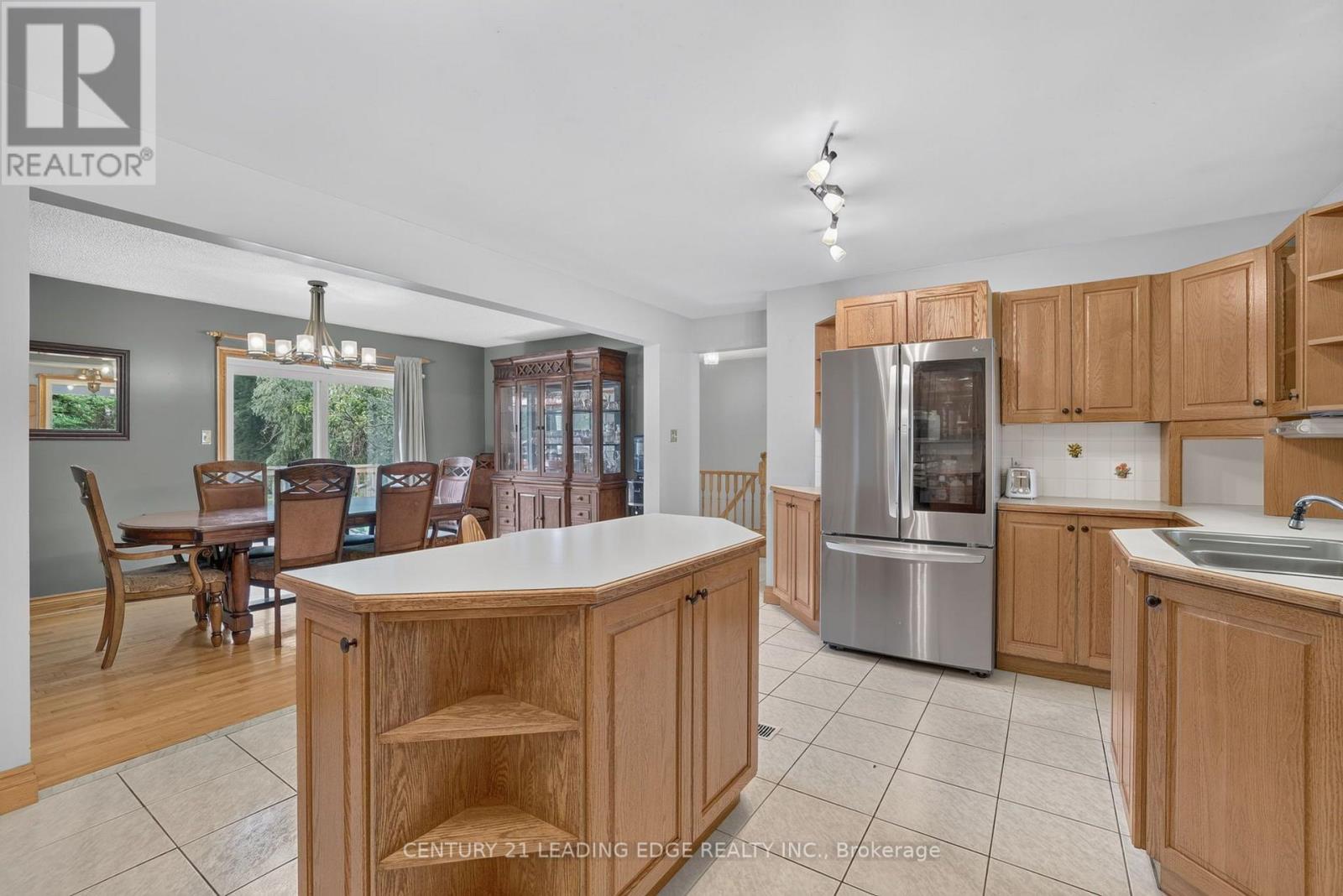 23233 Miles Road, Georgina, Ontario  L0E 1R0 - Photo 8 - N13659332