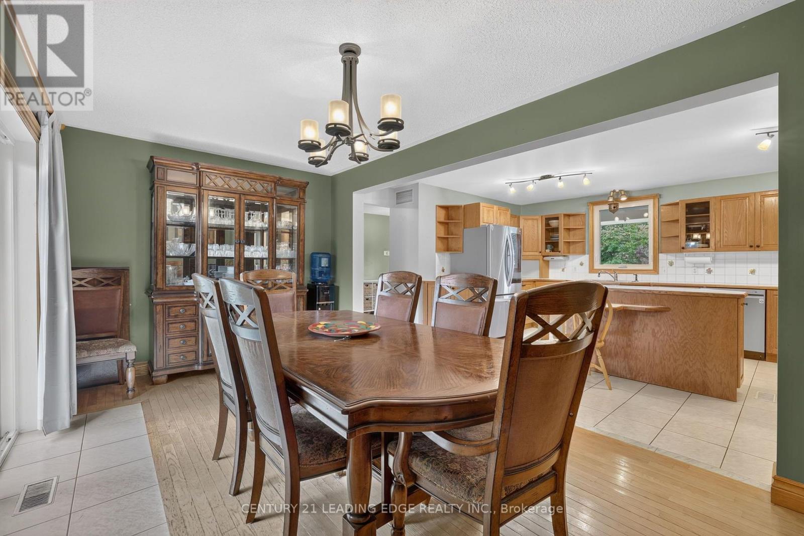 23233 Miles Road, Georgina, Ontario  L0E 1R0 - Photo 9 - N13659332