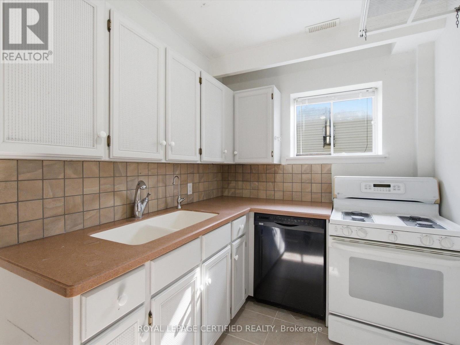 288 Irene Drive, Georgina, Ontario  L4P 3B1 - Photo 33 - N13659336